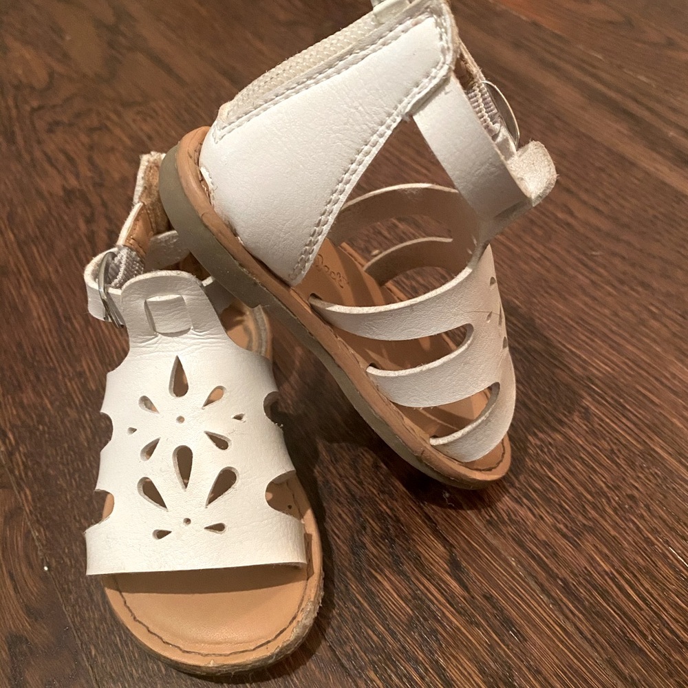 Girl toddler sandals - white size 5